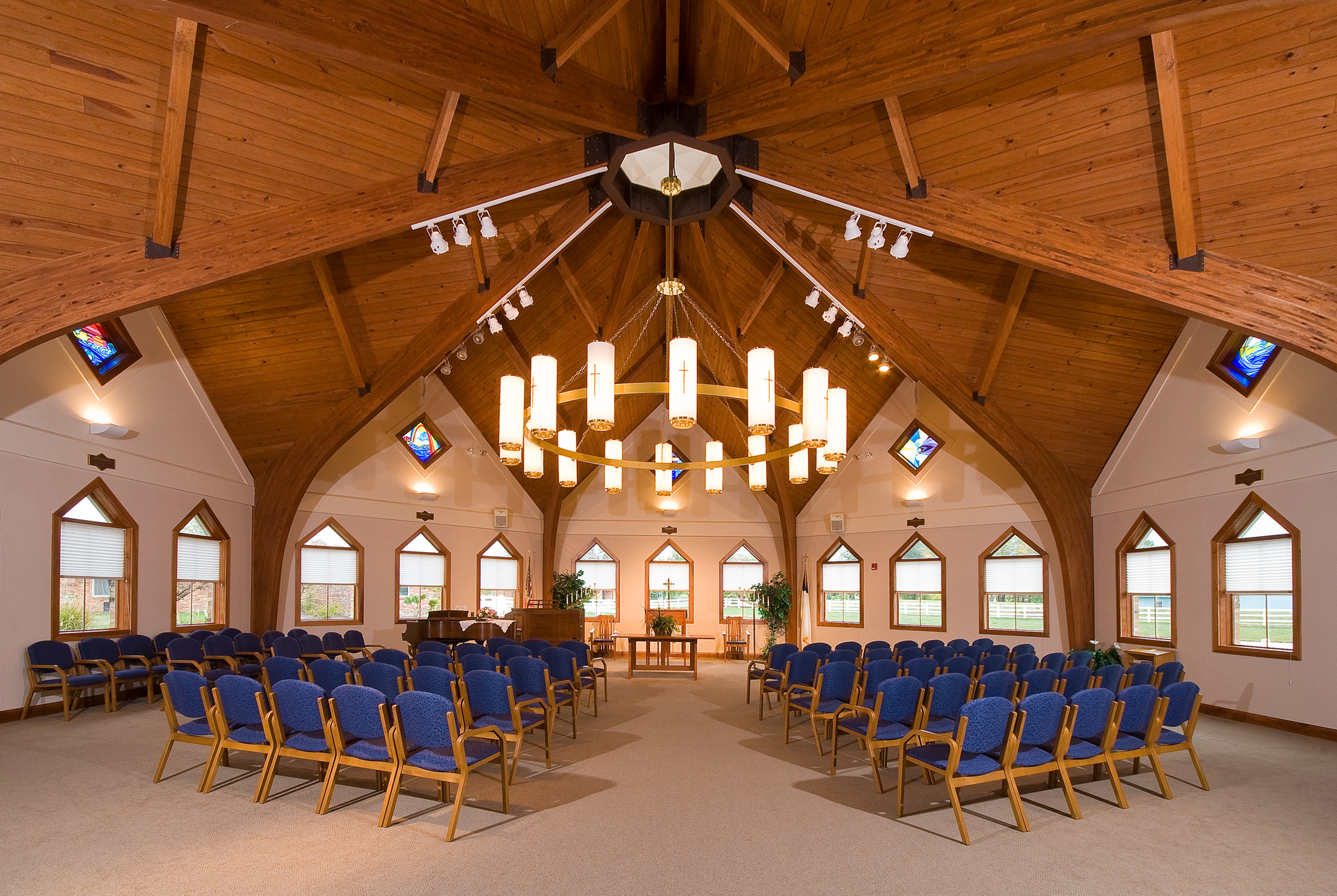 2000 The Oliver and Peg Amos Chapel was dedicated at Dorothy Love